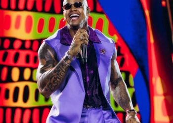 Léo Santana lança segunda parte do projeto ‘Léo Santana 20 Anos – DNA de GG’Lançamento conta 1 canção inédita e 4 medleys de hits da história do Gigante
