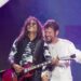 Saulo Fernandes e Luiz Caldas se encontram pela primeira vez no Camarote Club em encerramento histórico do Carnaval de Salvador Dois ícones da música baiana dividem o palco e prometem transformar a ‘terça-feira sem fim’ em uma celebração à história do axé