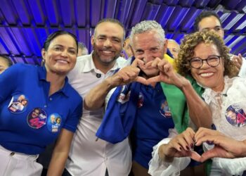Cibele de Teobaldo lança candidatura a deputada federal com apoio de Débora Régis em Lauro de Freitas